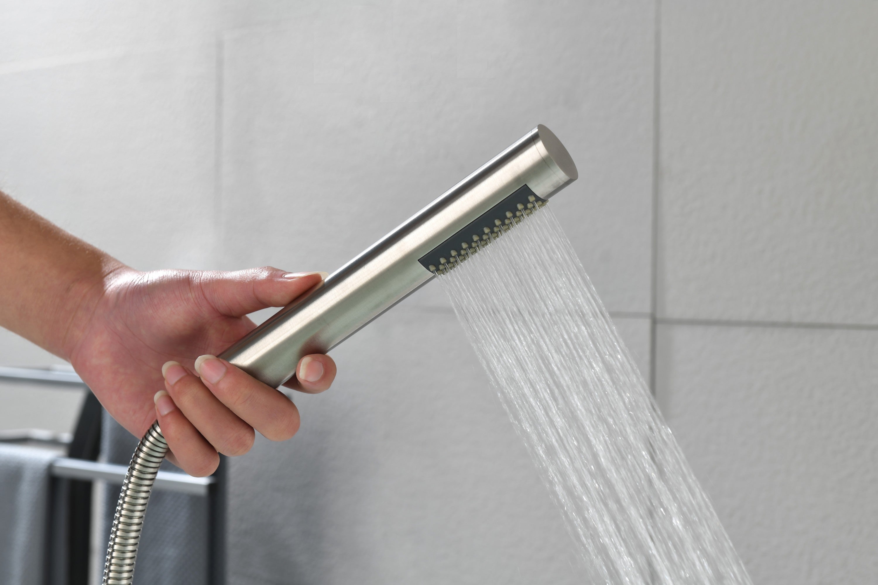 Floor Mounted Tub Faucet High Flow Freestanding Tub Filler with Handheld Shower Swivel