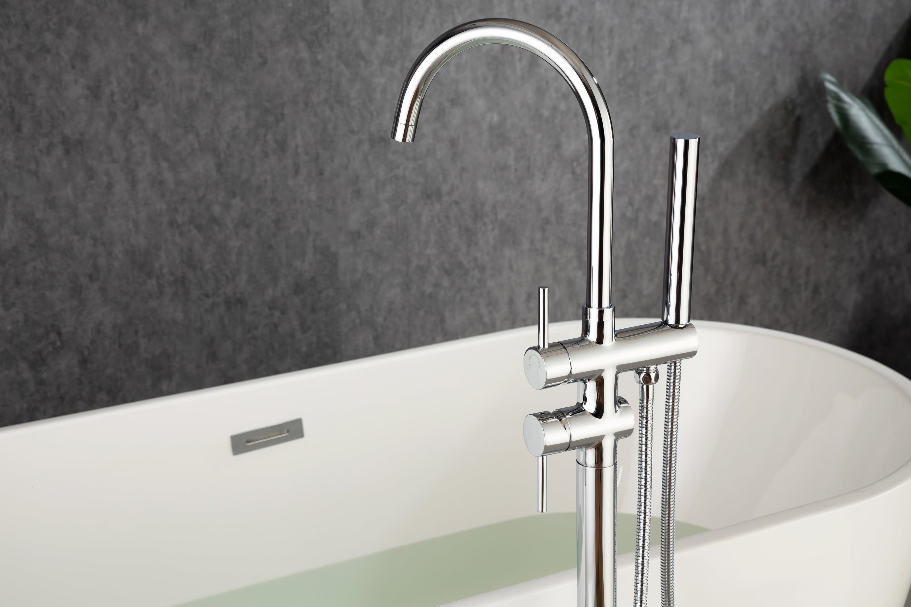Single Handle Floor Mounted Tub Faucet Chrome