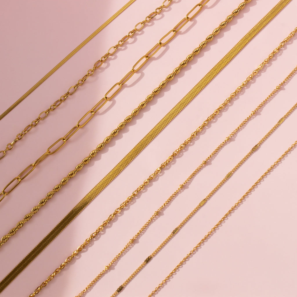 Viv Herringbone Chain Necklace