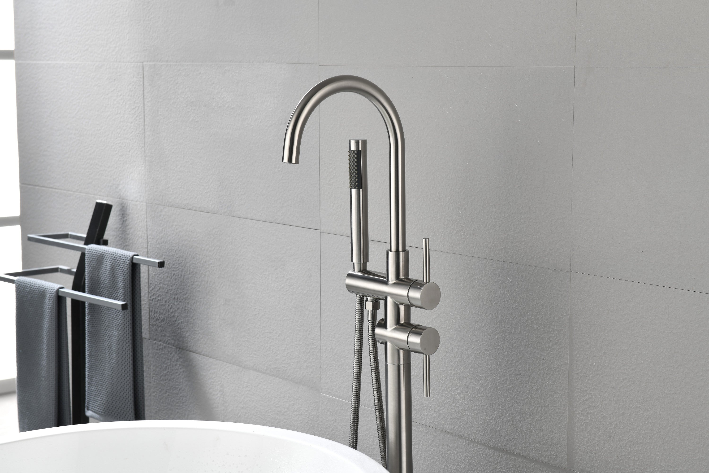 Floor Mounted Tub Faucet High Flow Freestanding Tub Filler with Handheld Shower Swivel