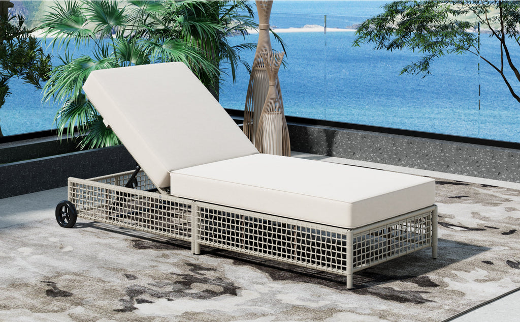 Outdoor Lounge Chair, 5-Position Adjustable Rattan Chaise with Cushion and