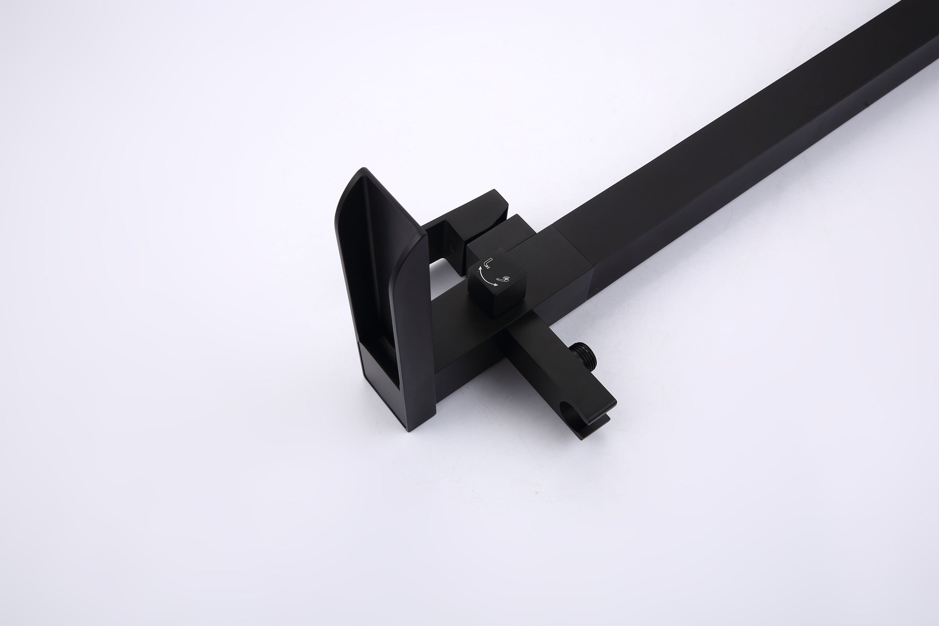 Floor Mounted Tub Faucet High Flow Freestanding Tub Filler with Handheld Shower Head