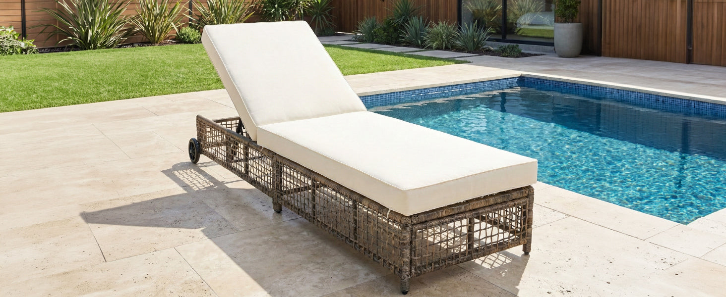 Outdoor Lounge Chair with 5-Position Backrest, Rattan Chaise Lounge in Beige